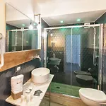 Be Italian Flat Duomo 319 Bed & Breakfast