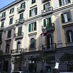 Be Italian Flat Duomo 319 Bed & Breakfast 4*