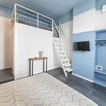 Be Italian Flat Duomo 319 Bed & Breakfast Neapel