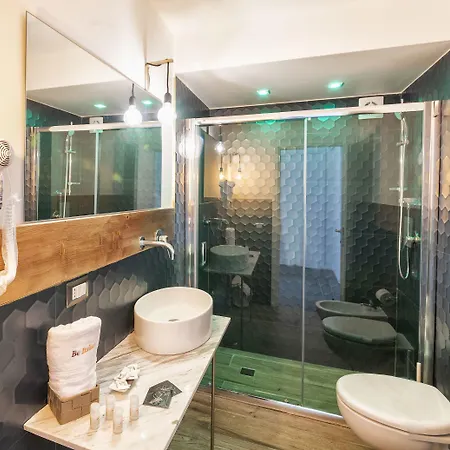 Be Italian Flat Duomo 319 Bed and breakfast