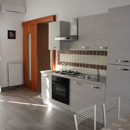Be Italian Flat Duomo 319 Bed and breakfast 4*