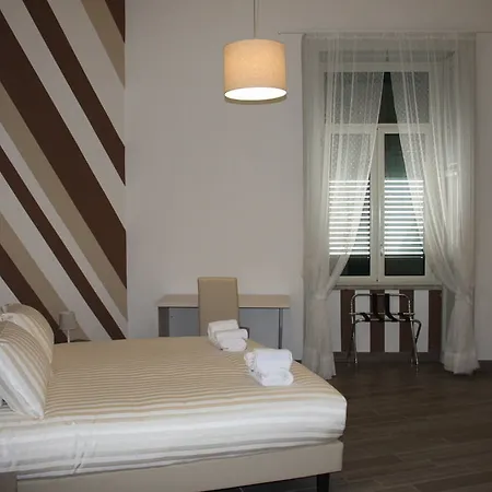 Bed and breakfast Be Italian Flat Duomo 319 Nápoles