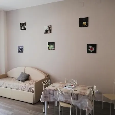 Be Italian Flat Duomo 319 Bed and breakfast Nápoles