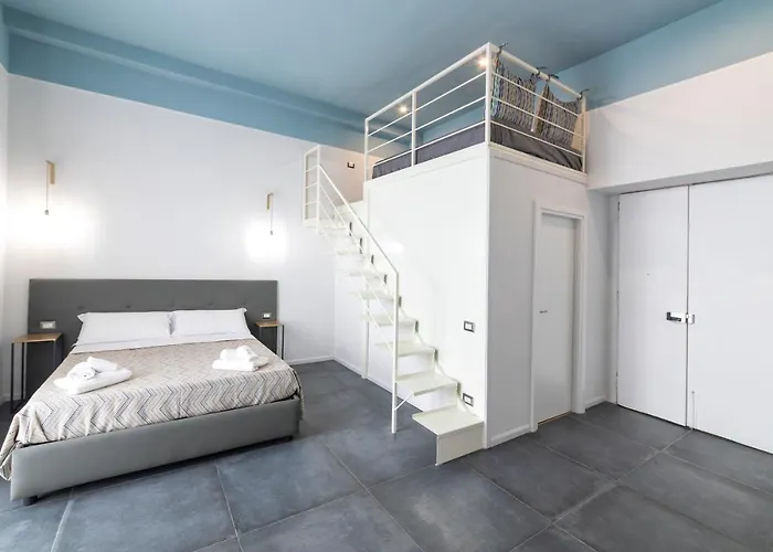 Be Italian Flat Duomo 319 4* Неаполь