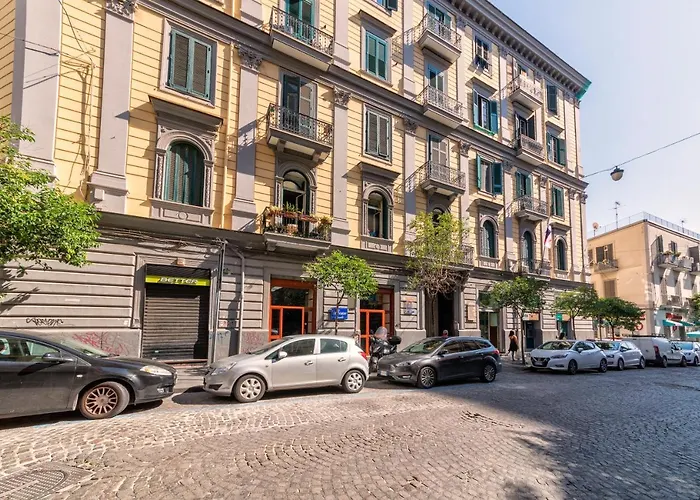 Be Italian Flat Duomo 319 Неаполь